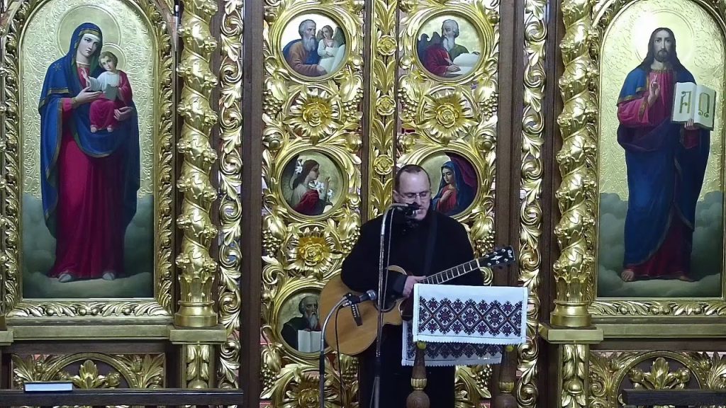 Онлайн-трансляції служби Божої в Гошеві