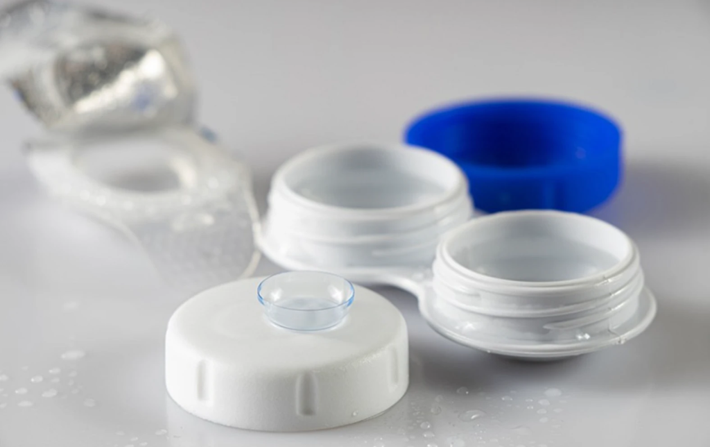 Матеріали лінз і вплив на комфорт носіння